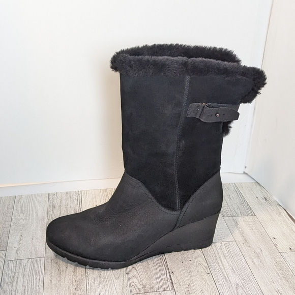 UGG Edelina waterproof suede wedge boots - Picture 8 of 16